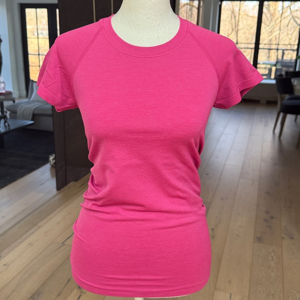 Lululemon Swiftly Tech Short-Sleeve Shirt